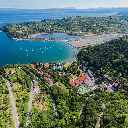 Sea View Apartment Renzzo Струньян Экстерьер фото