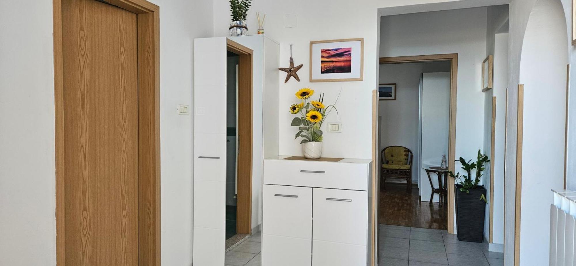 Sea View Apartment Renzzo Струньян Экстерьер фото