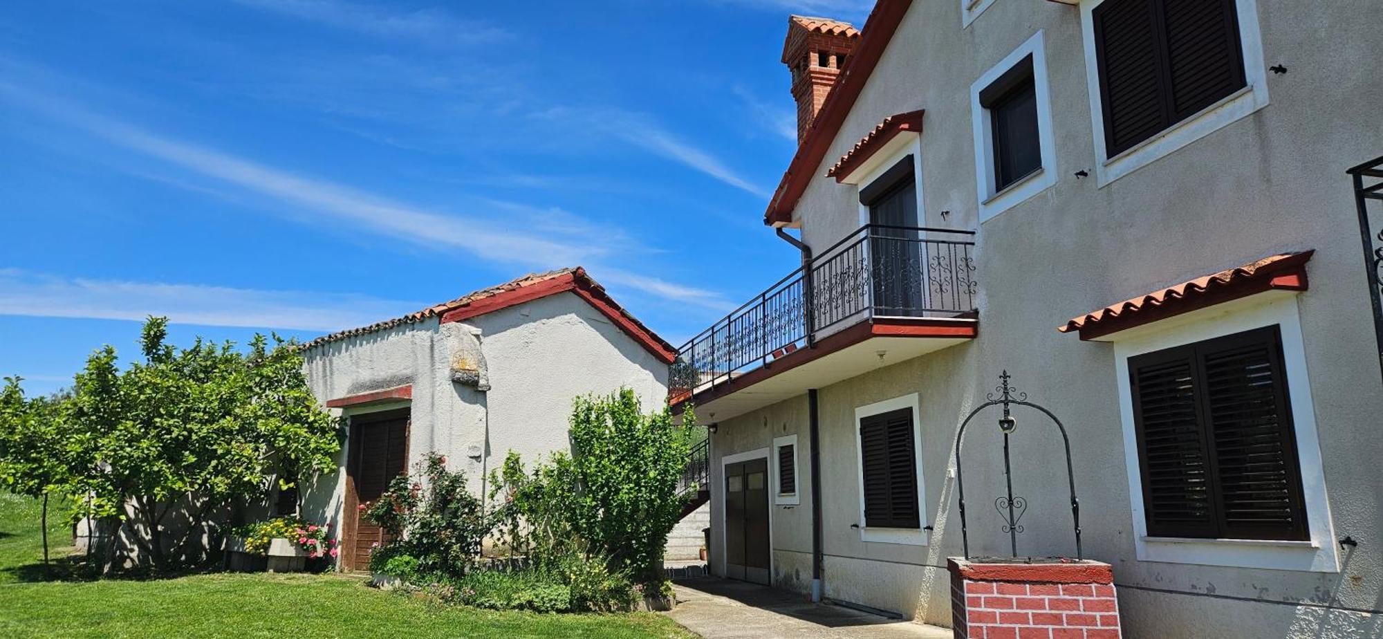 Sea View Apartment Renzzo Струньян Экстерьер фото